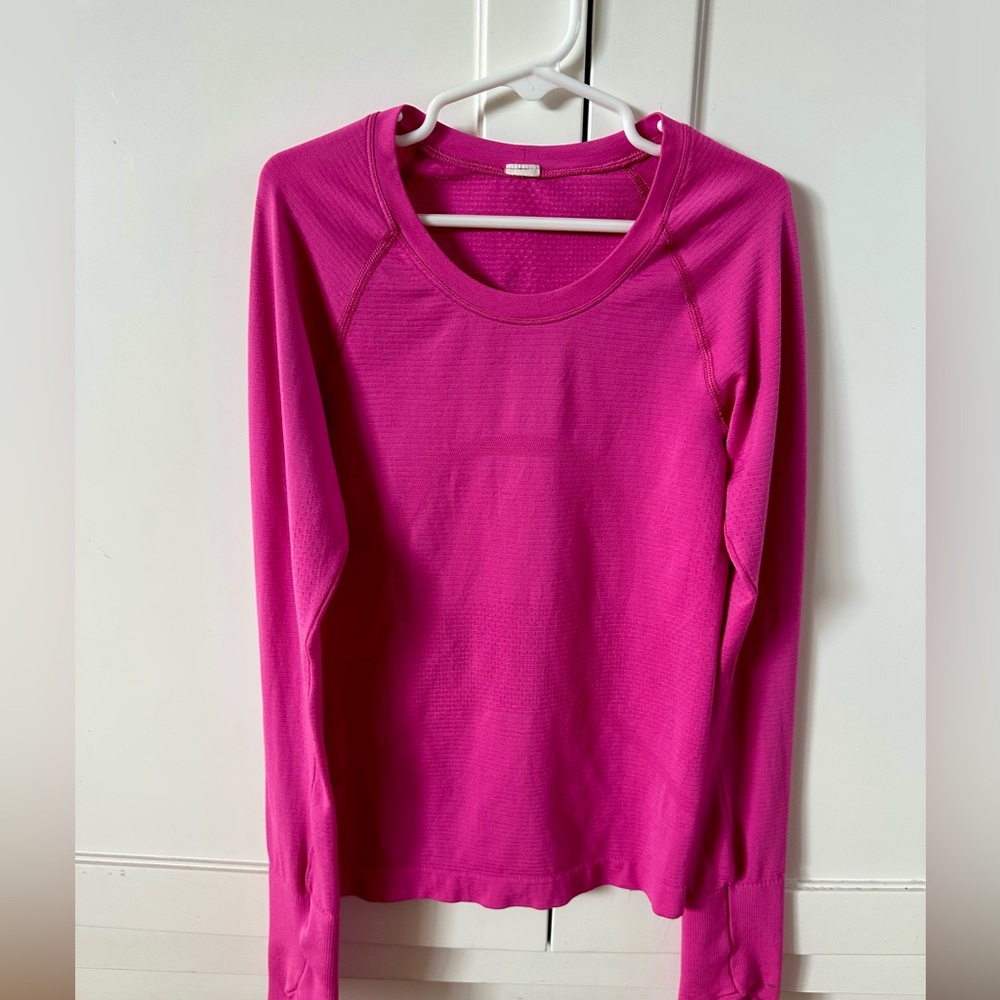 Lululemon swiftly tech long sleeved shirt